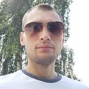 Михаил, 33 года