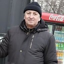 Виктор, 61 год