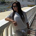 Салатовая, 42 года